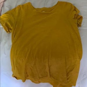 Old navy Mustard tee